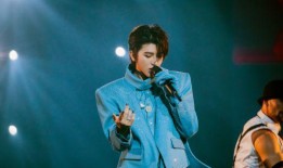 娱乐号爆料蔡徐坤视频,娱乐号爆料引发网友热议