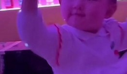 黄一鸣爆料孩子视频,温馨瞬间引发网友热议